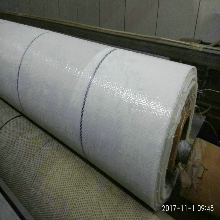 福建塑編布產(chǎn)品選購指南 PP、PE與PET材質(zhì)對比分析
